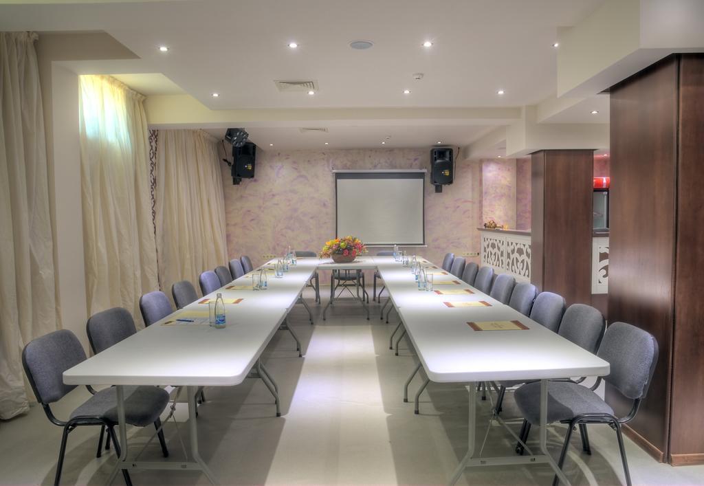 Hotel Iva & Elena Παμπόροβο Εξωτερικό φωτογραφία