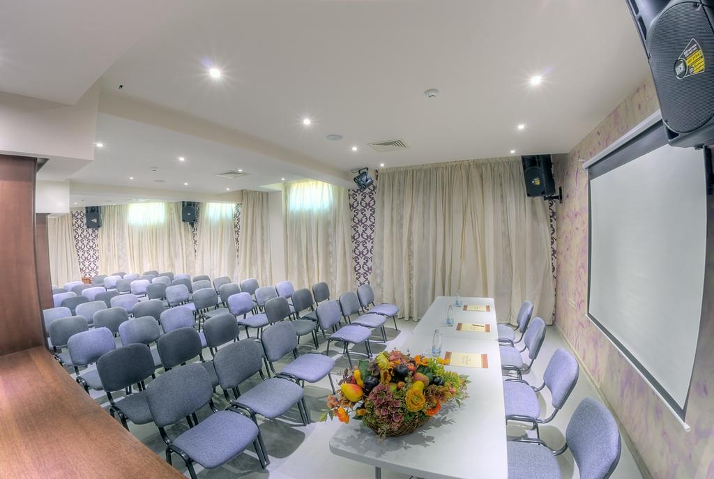 Hotel Iva & Elena Παμπόροβο Εξωτερικό φωτογραφία
